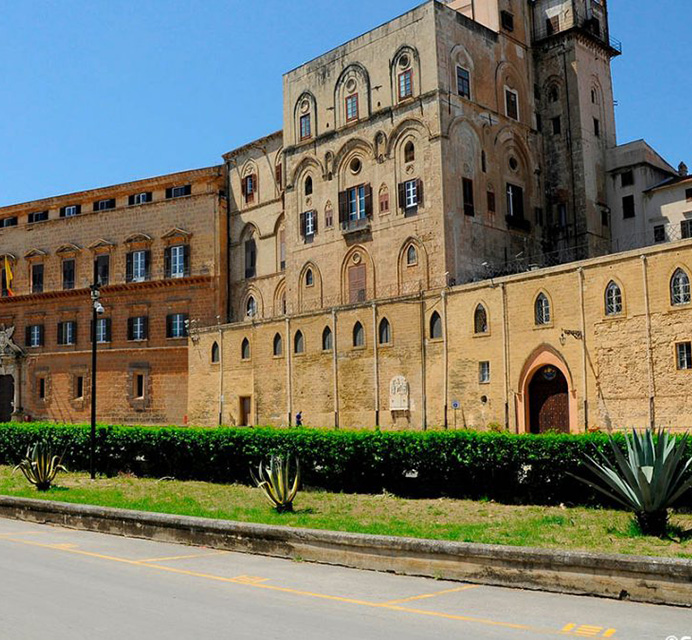 palazzo-dei-normanni.jpg